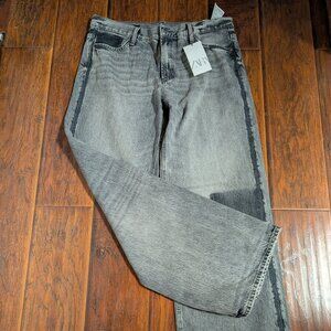 NWT Zara size 12 Mid Rise Full length Relaxed Jean